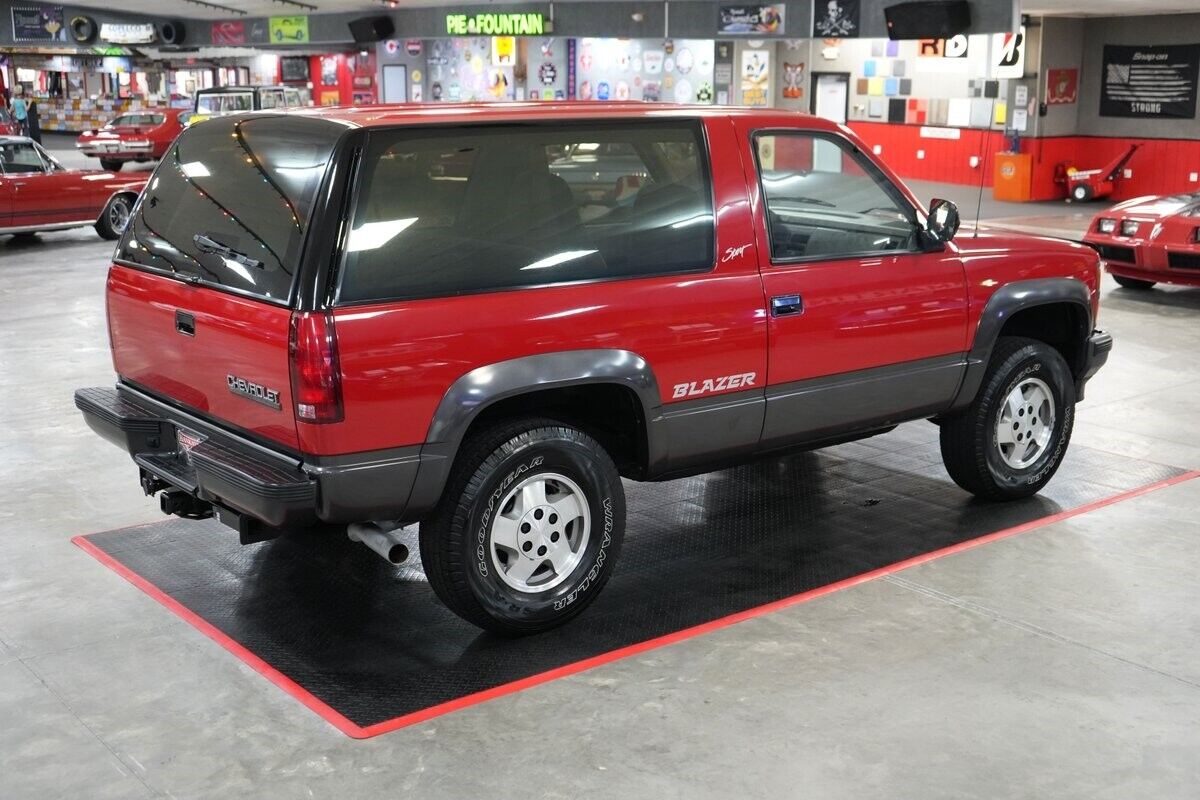 Chevrolet-Blazer-Sport-4x4-SUV-1992-14