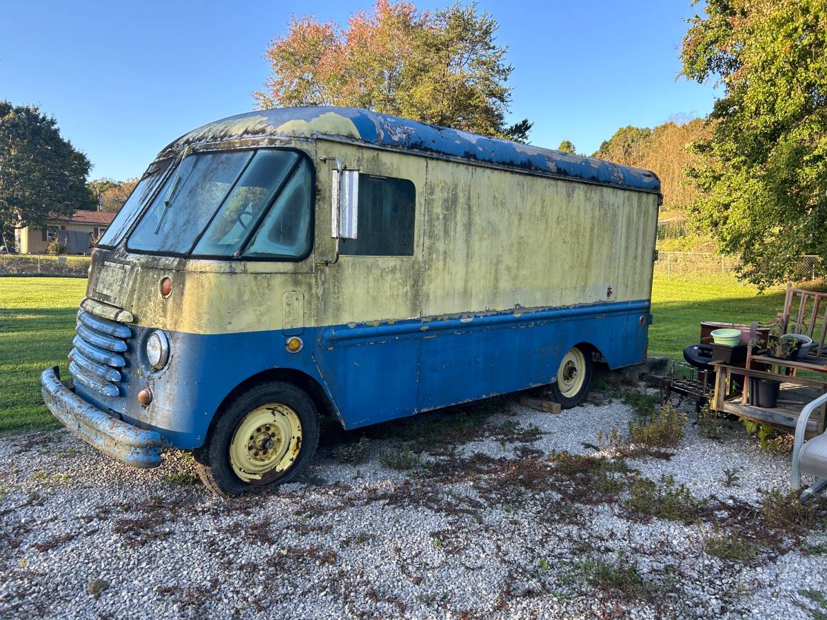 Chevrolet-Bread-van-1957-1