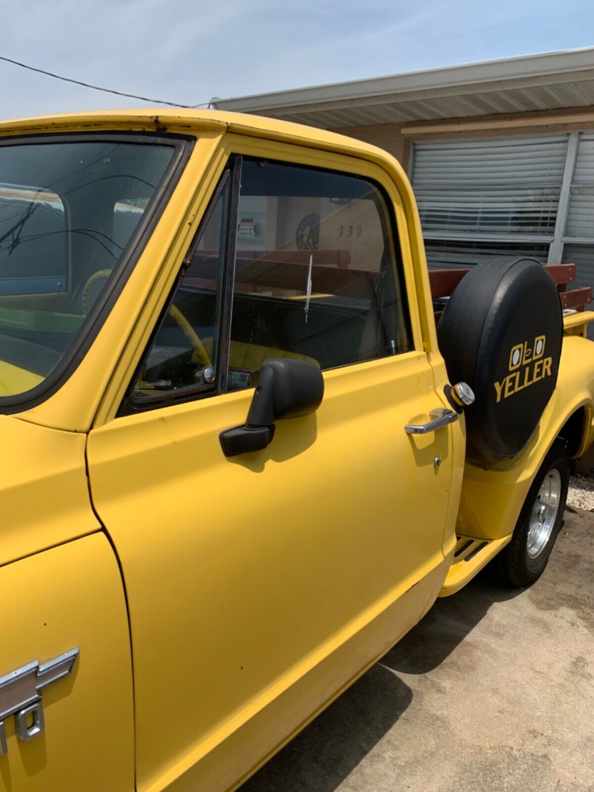 Chevrolet-C-10-1968-24