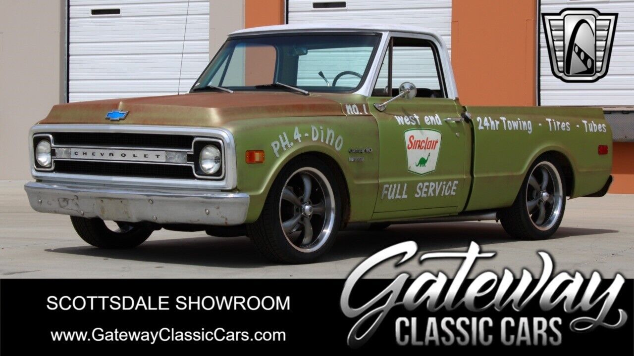 Chevrolet C-10  year1}