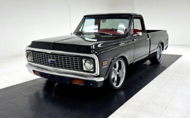 Chevrolet C-10  year1}