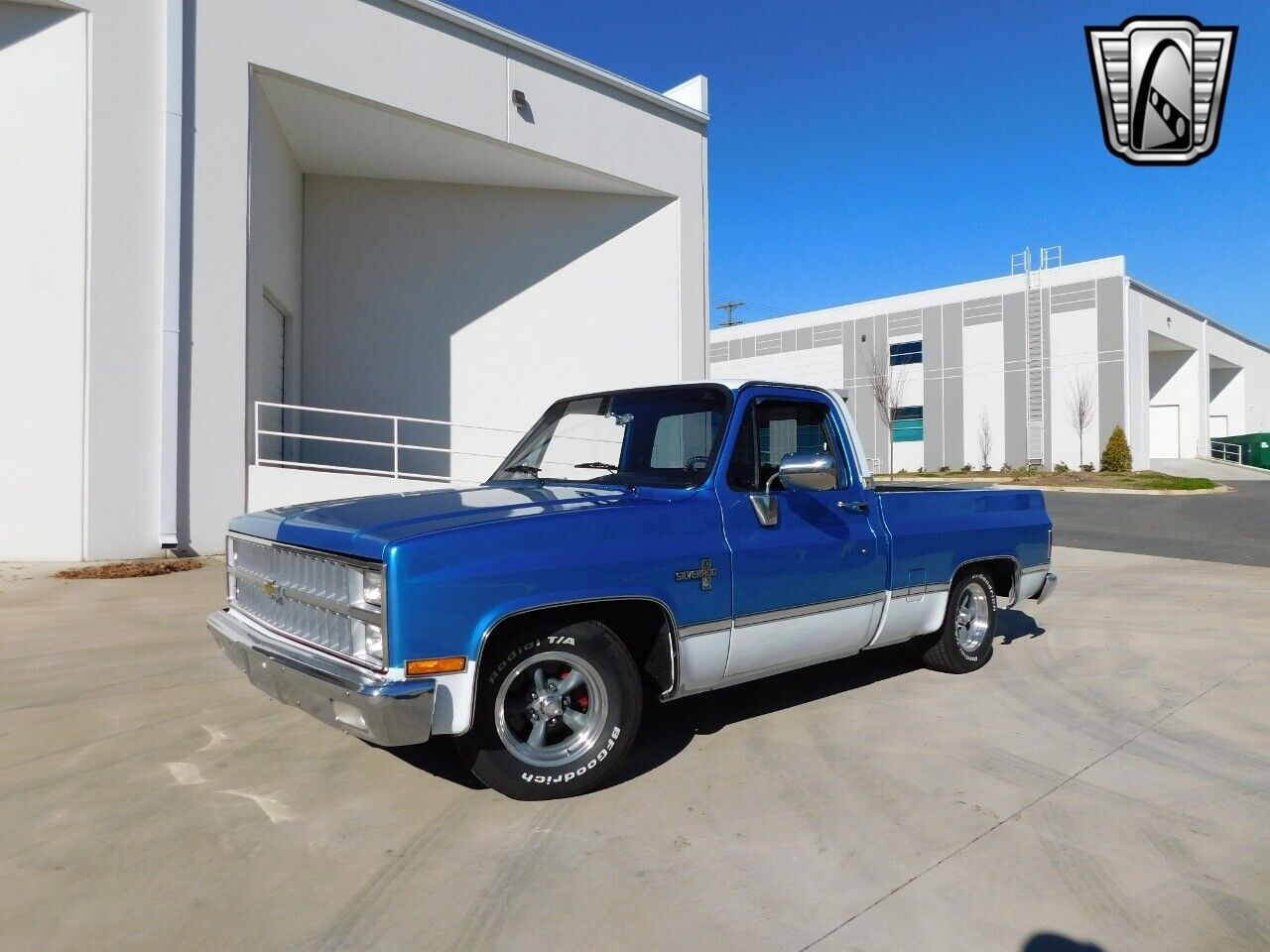 Chevrolet-C-10-1982-2