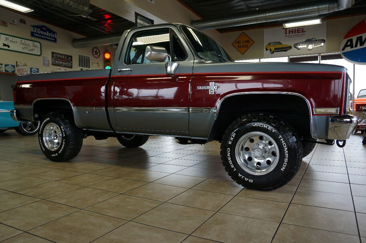 Chevrolet-C-10-1984-11