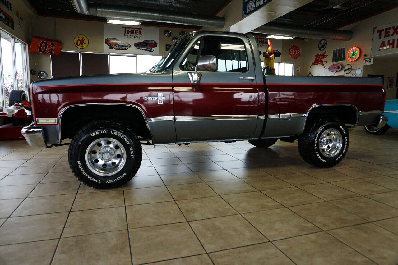 Chevrolet-C-10-1984-39