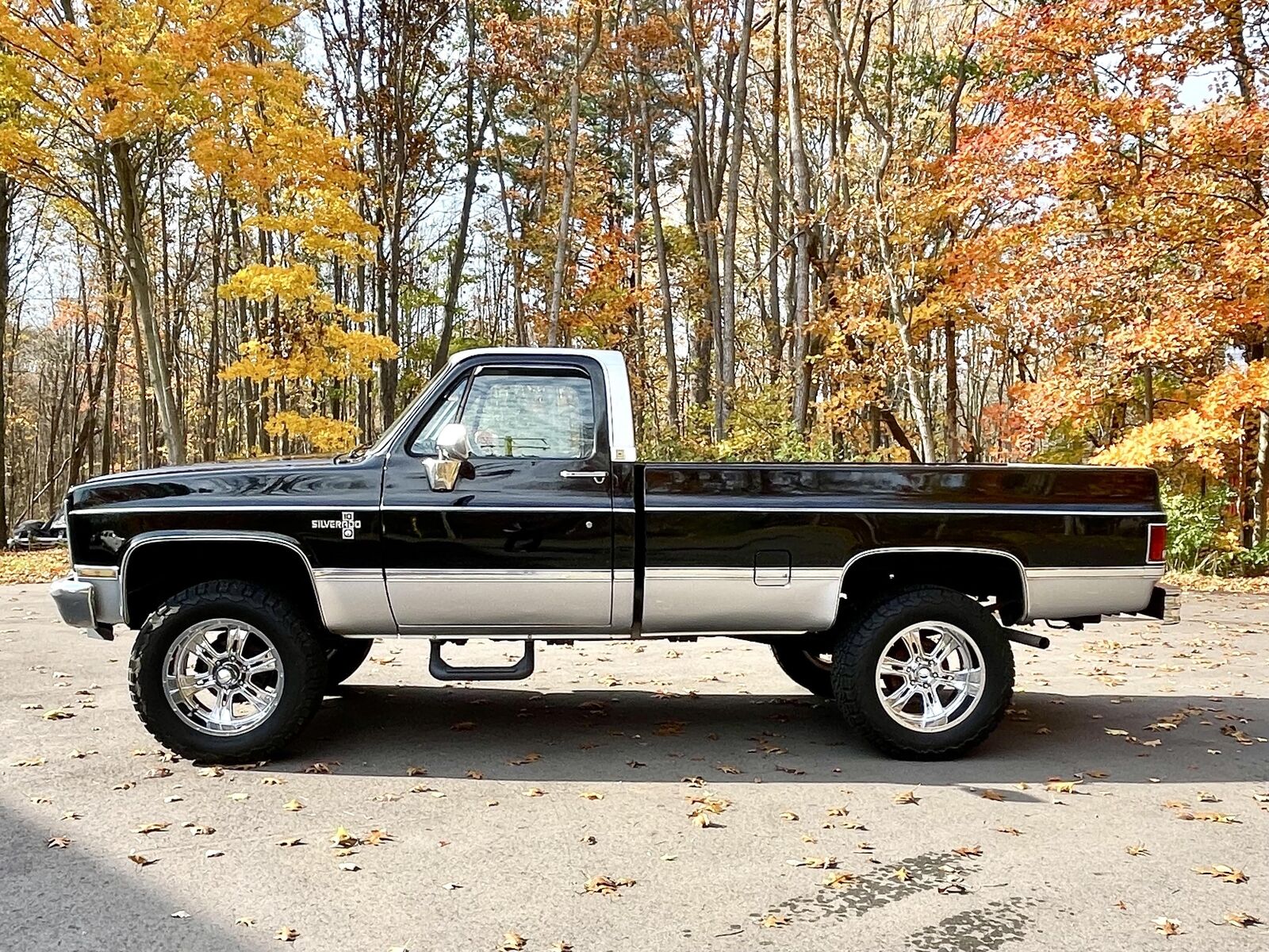 Chevrolet-C-10-1985-1