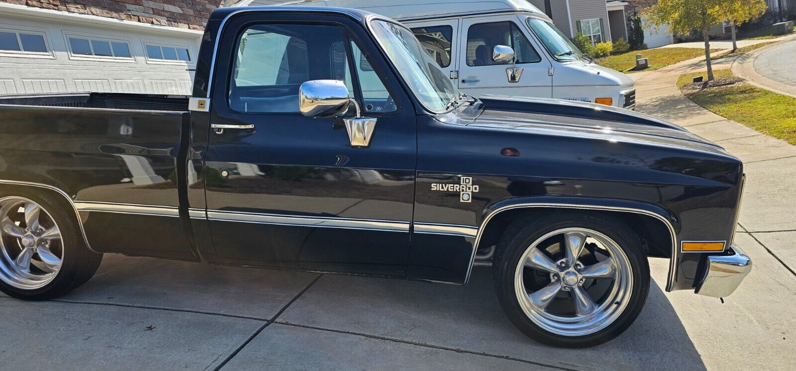 Chevrolet-C-10-1985-9