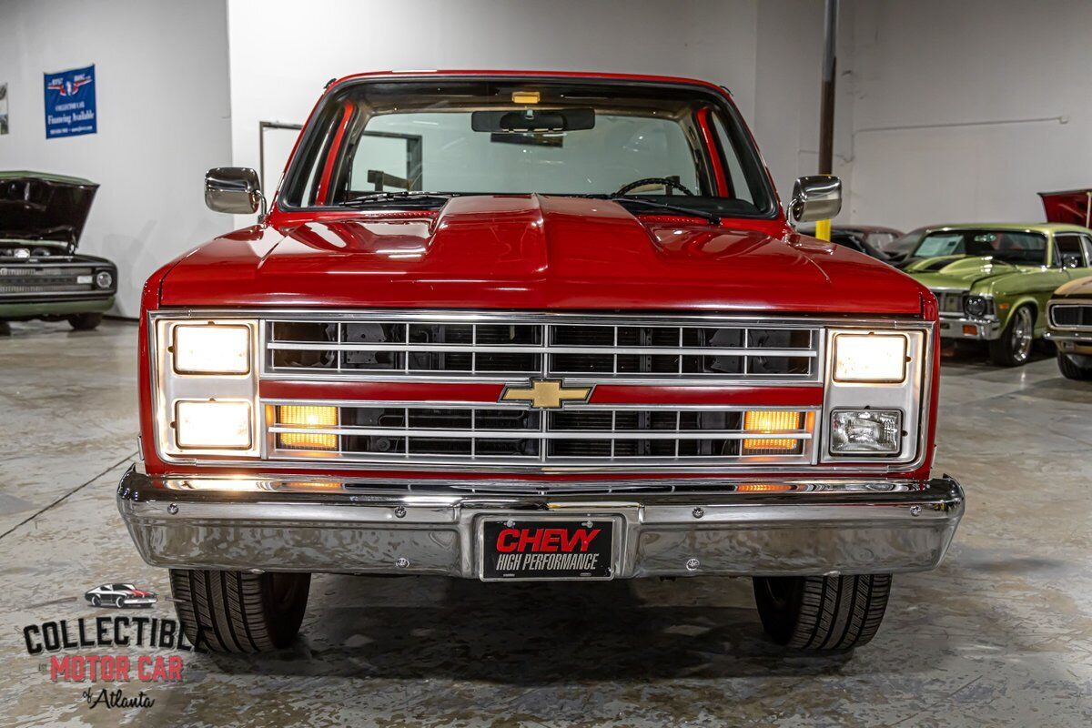 Chevrolet-C-10-1986-18