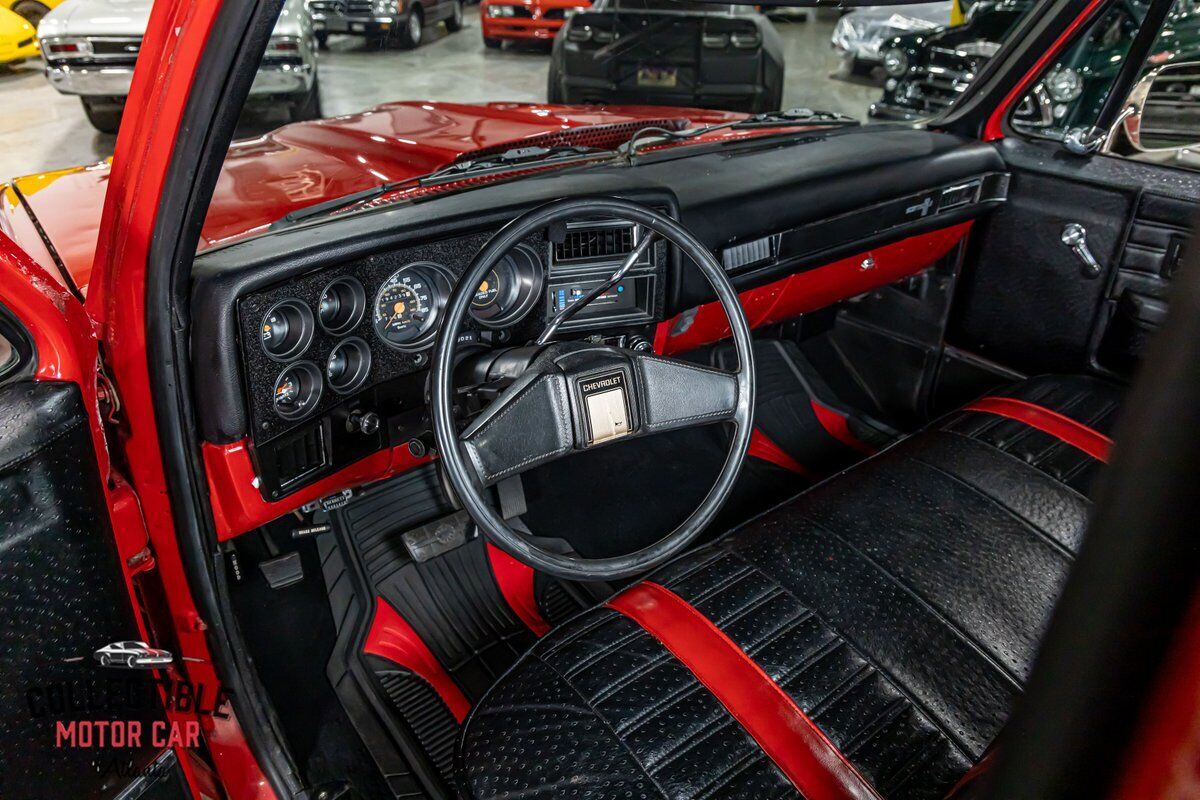 Chevrolet-C-10-1986-3