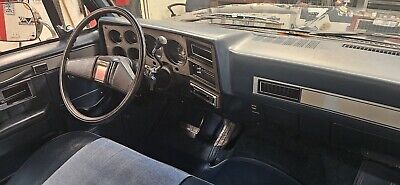 Chevrolet-C-10-1986-31