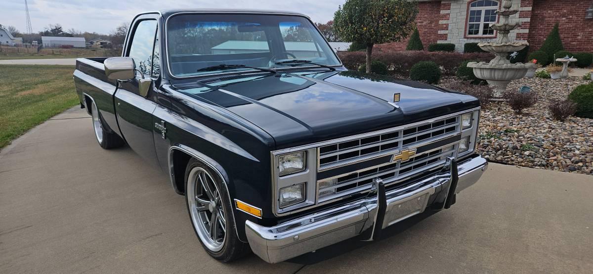 Chevrolet-C-10-1986-5