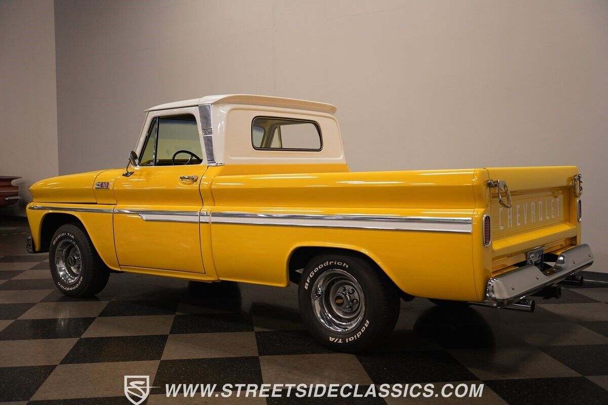 Chevrolet-C-10-Pickup-1965-11