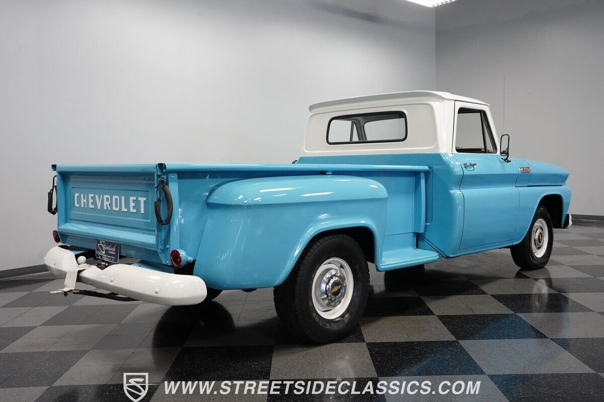 Chevrolet-C-10-Pickup-1965-12