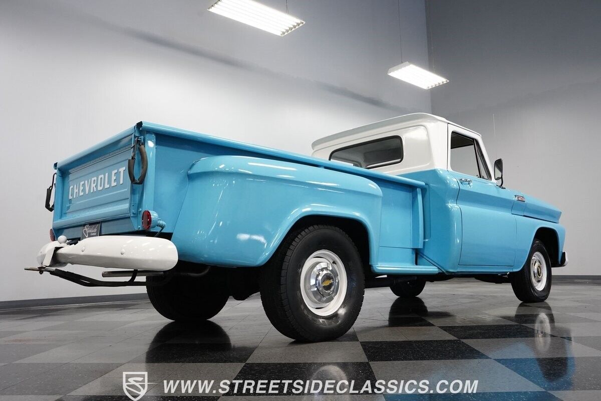 Chevrolet-C-10-Pickup-1965-27