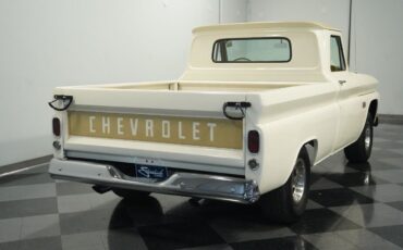 Chevrolet-C-10-Pickup-1966-11