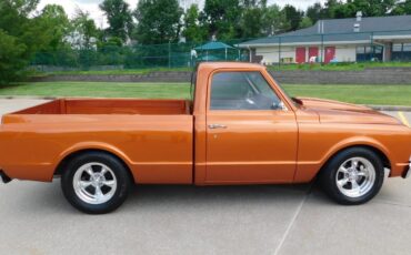 Chevrolet-C-10-Pickup-1967-12