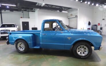 Chevrolet-C-10-Pickup-1967-13