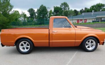 Chevrolet-C-10-Pickup-1967-13