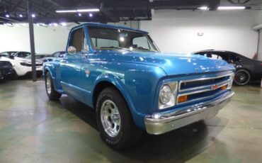 Chevrolet-C-10-Pickup-1967-14