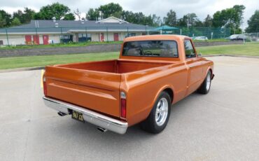 Chevrolet-C-10-Pickup-1967-14