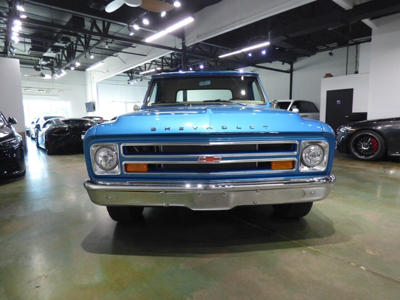 Chevrolet-C-10-Pickup-1967-17