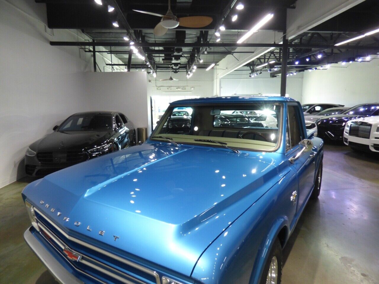 Chevrolet-C-10-Pickup-1967-18