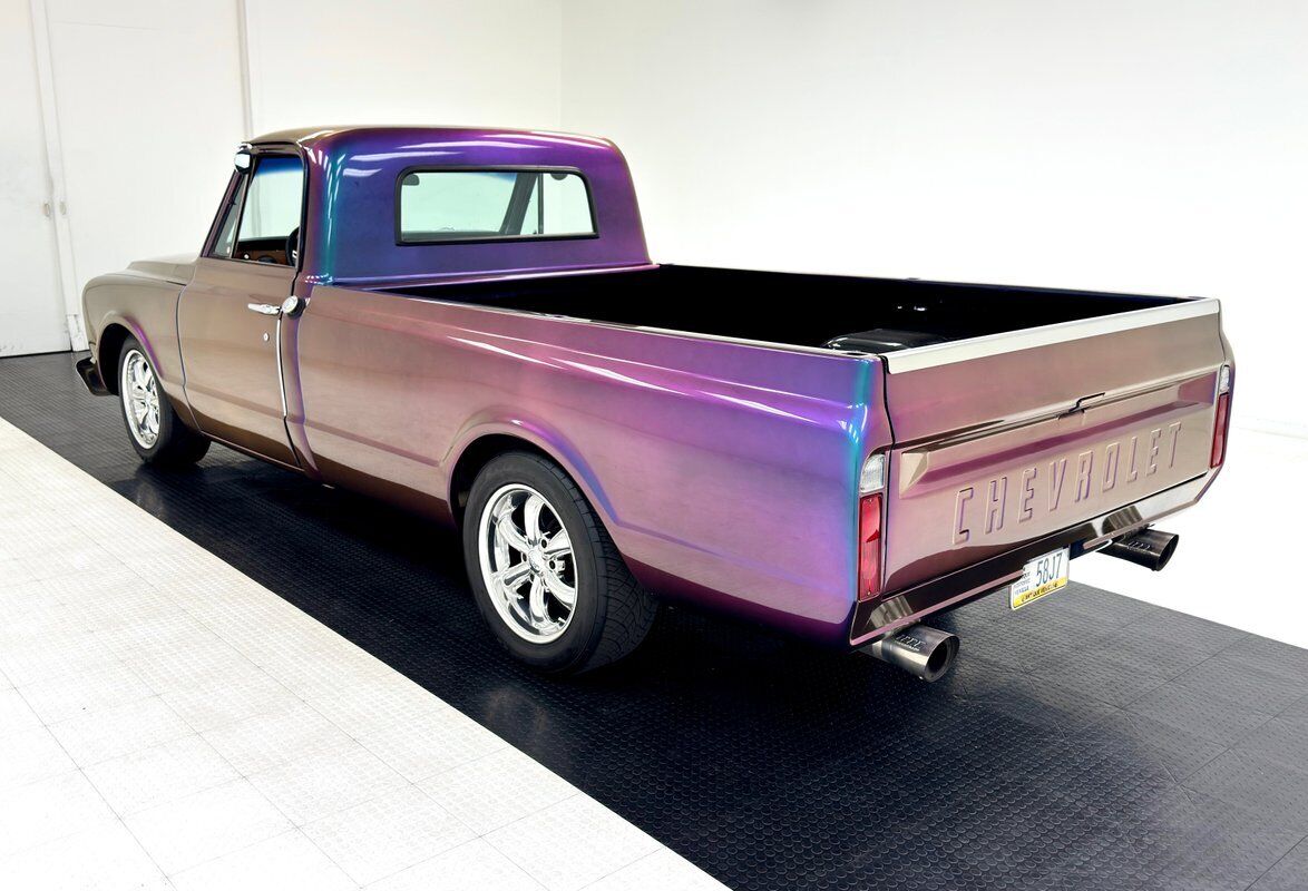 Chevrolet-C-10-Pickup-1967-2