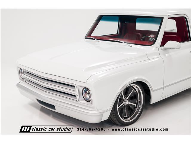 Chevrolet-C-10-Pickup-1967-2