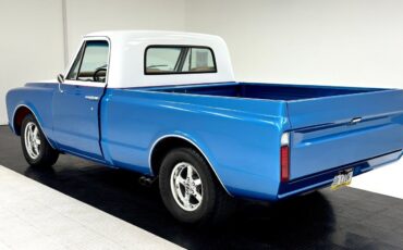 Chevrolet-C-10-Pickup-1967-2