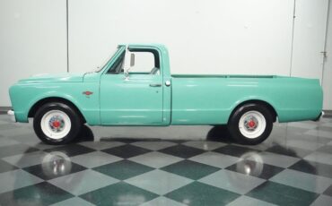 Chevrolet-C-10-Pickup-1967-2