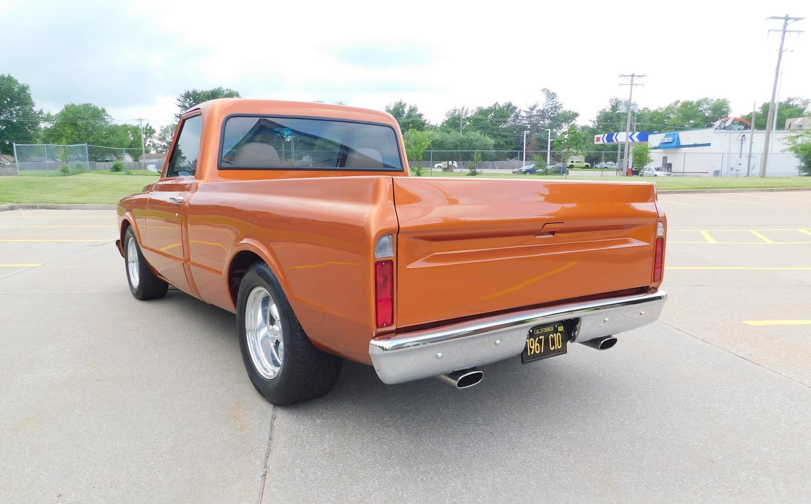 Chevrolet-C-10-Pickup-1967-20