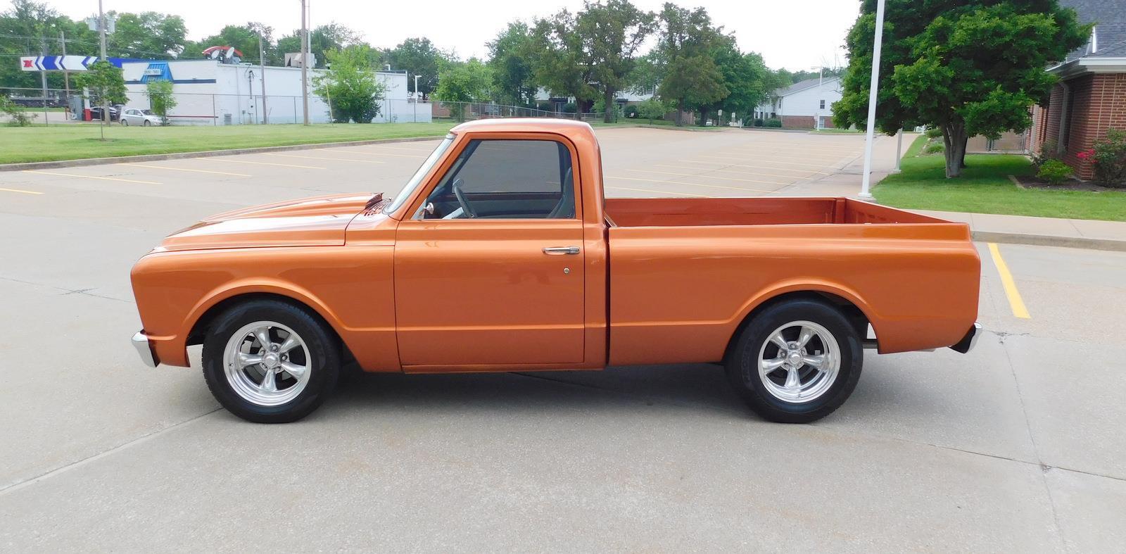 Chevrolet-C-10-Pickup-1967-21