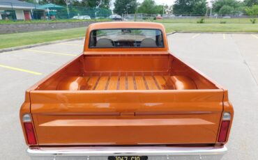 Chevrolet-C-10-Pickup-1967-23