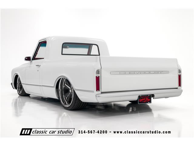 Chevrolet-C-10-Pickup-1967-28