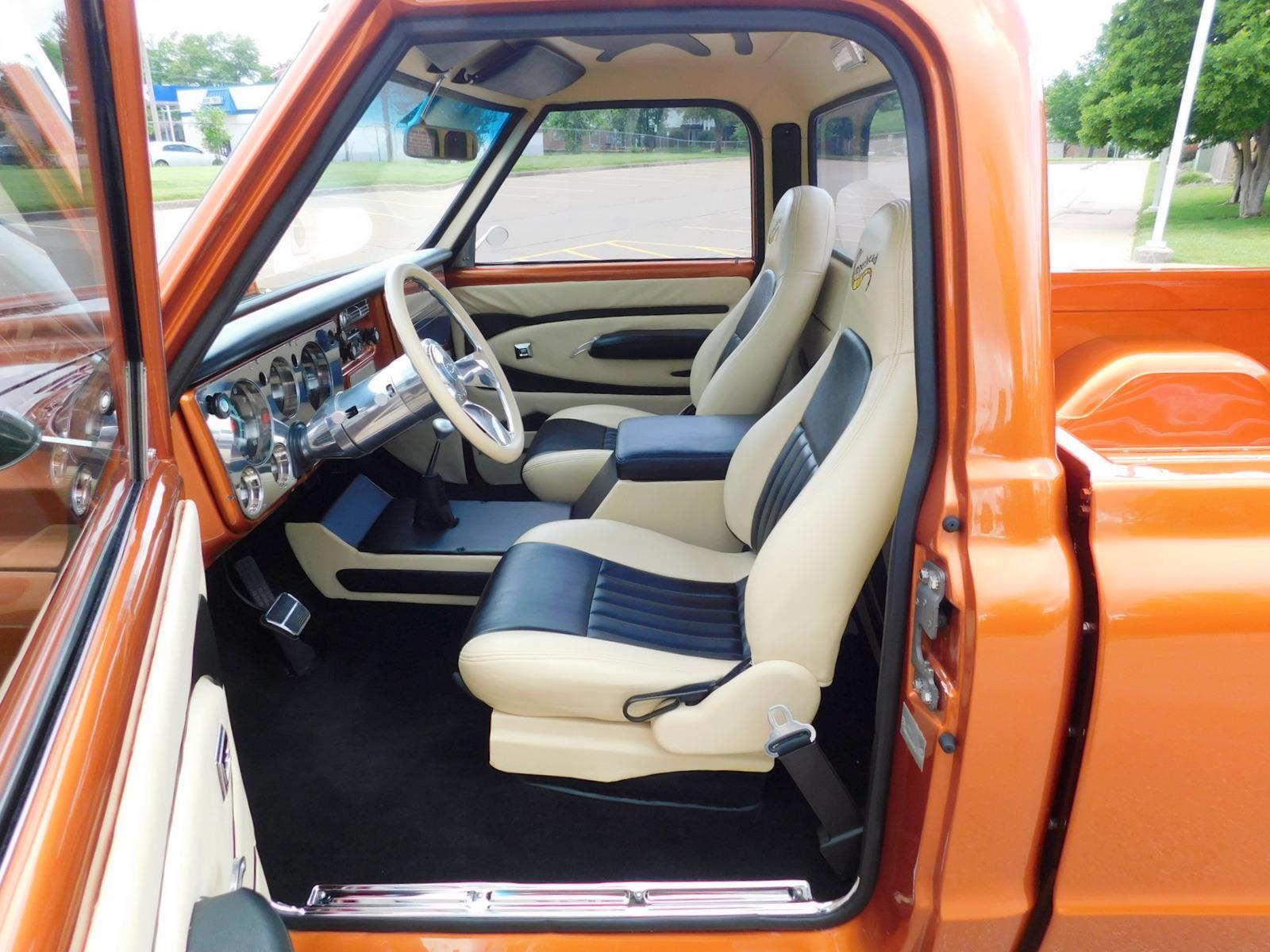 Chevrolet-C-10-Pickup-1967-3