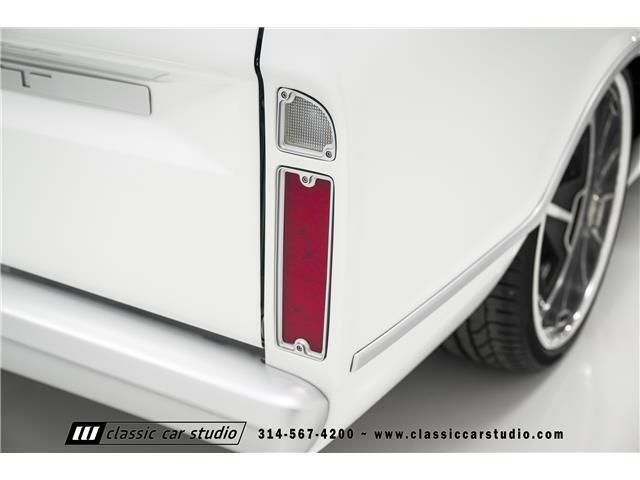 Chevrolet-C-10-Pickup-1967-37