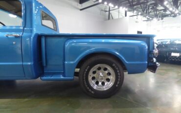 Chevrolet-C-10-Pickup-1967-5