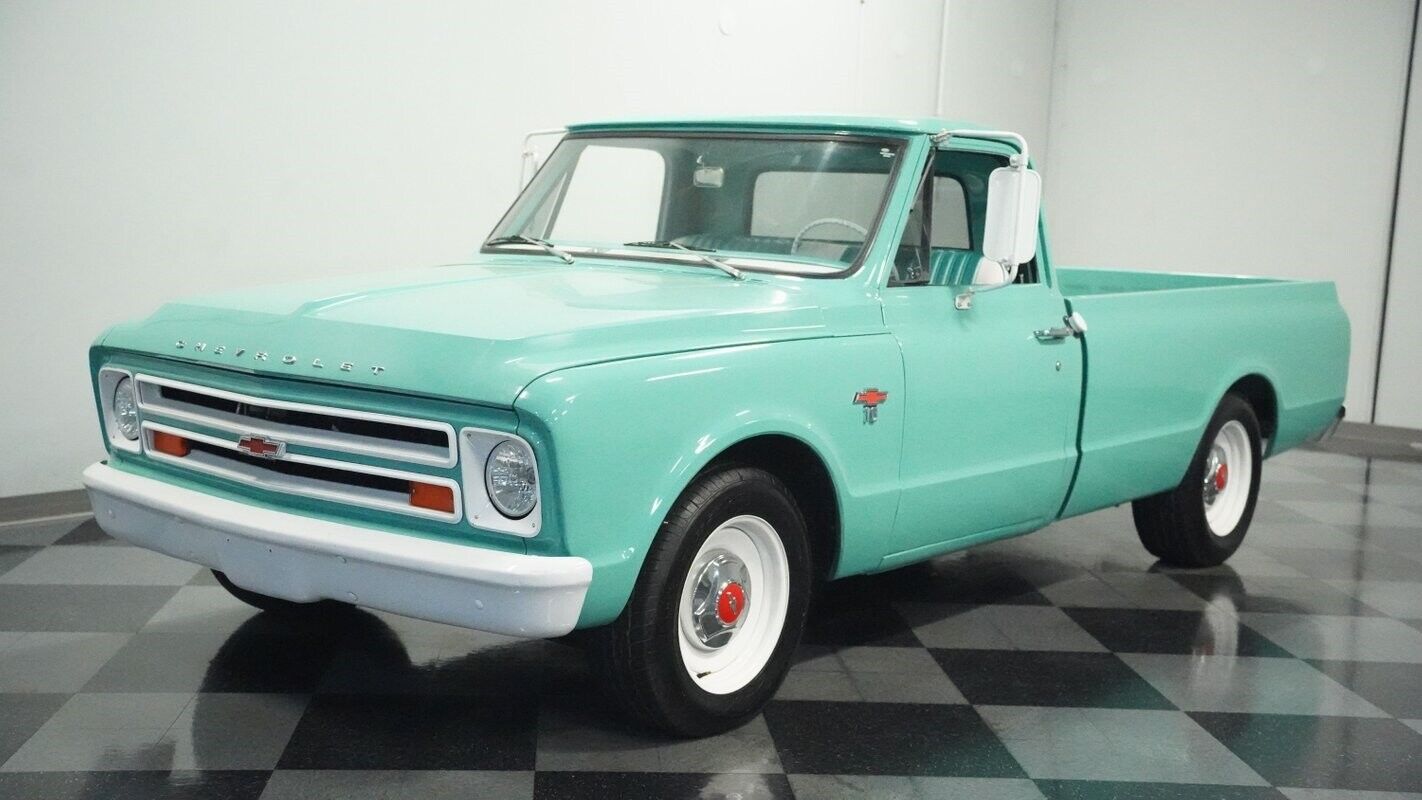 Chevrolet-C-10-Pickup-1967-5