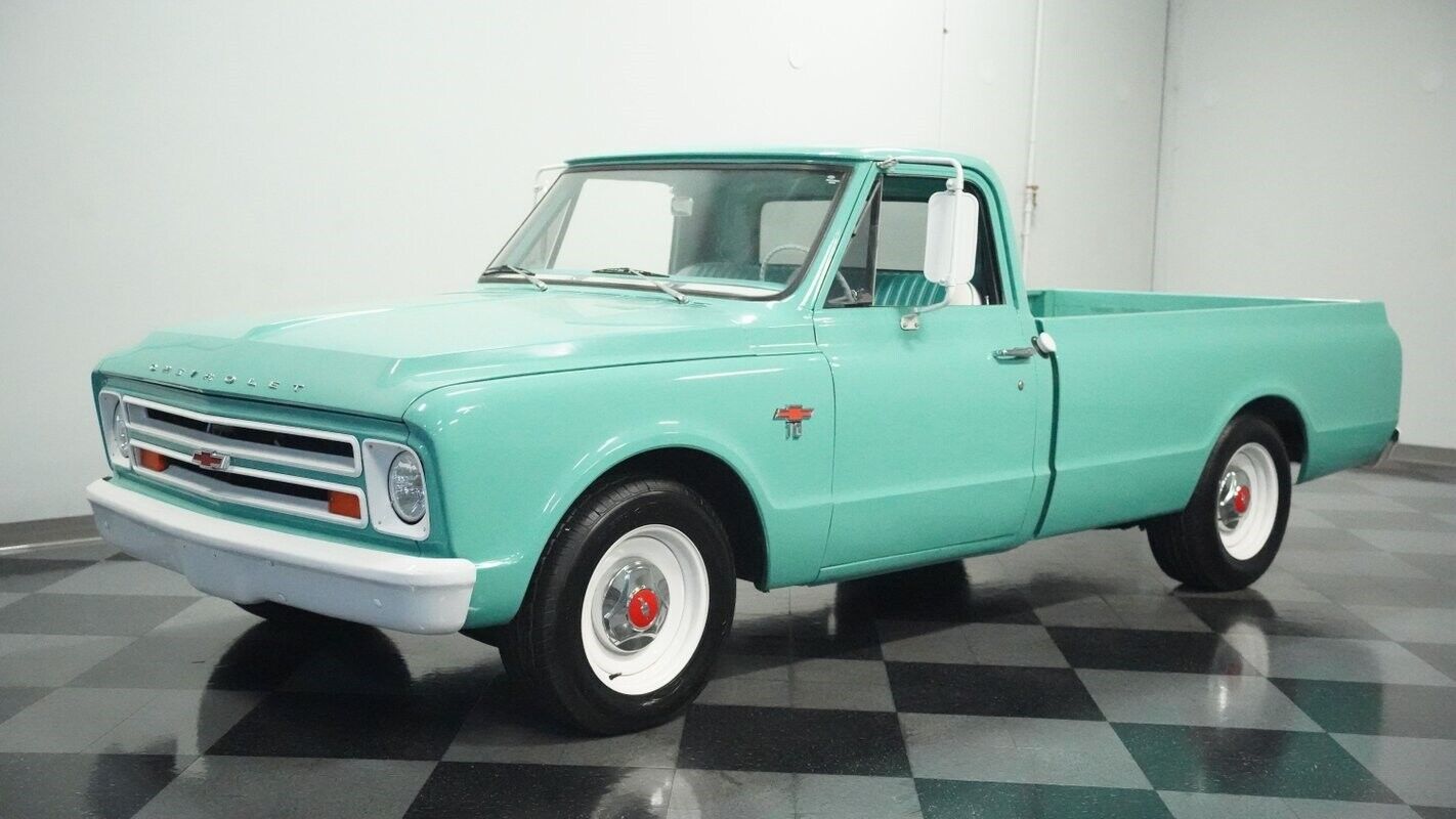 Chevrolet-C-10-Pickup-1967-6