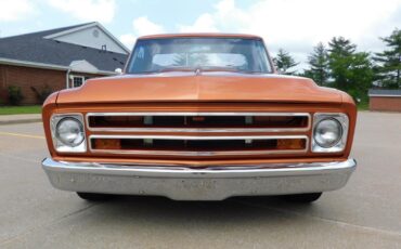 Chevrolet-C-10-Pickup-1967-8