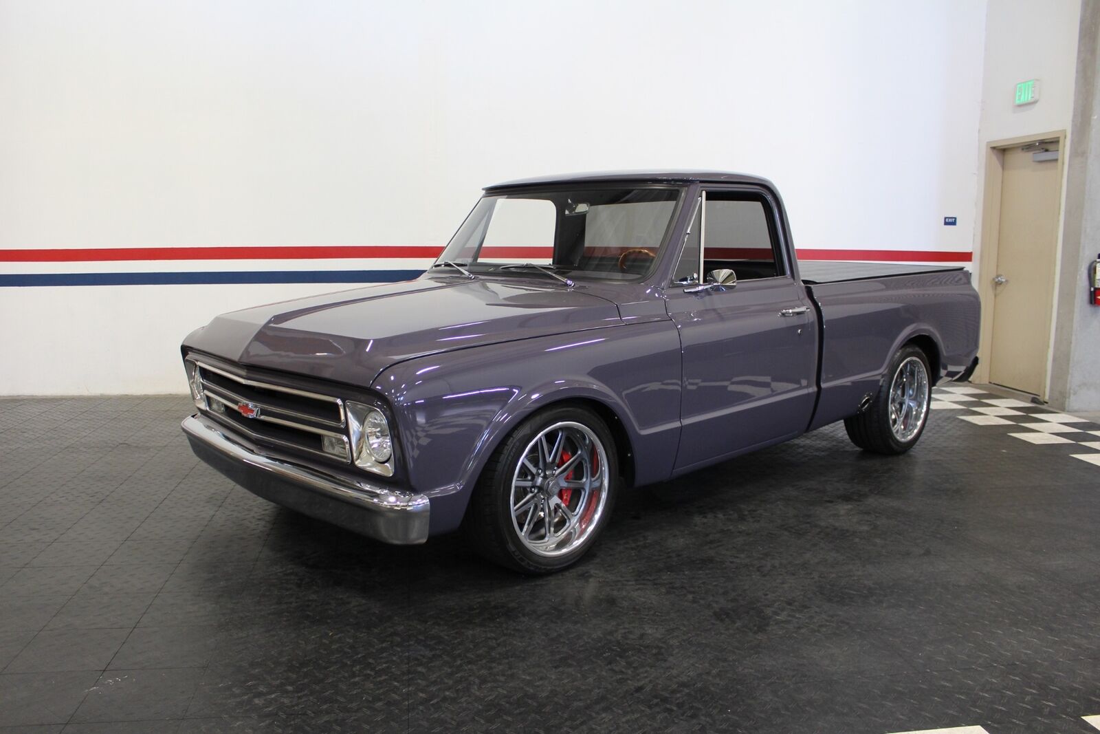 Chevrolet-C-10-Pickup-1968-35