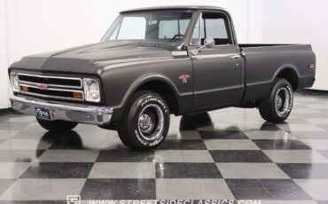 Chevrolet-C-10-Pickup-1968-5