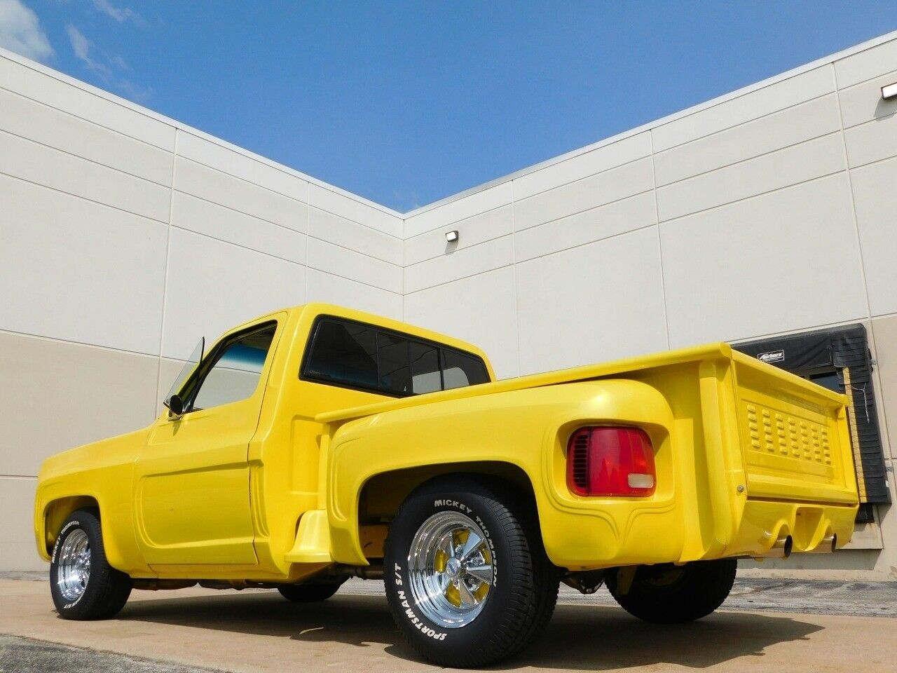 Chevrolet-C-10-Pickup-1976-7