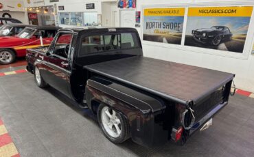 Chevrolet-C-10-Pickup-1977-2