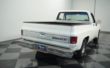 Chevrolet-C-10-Pickup-1982-10