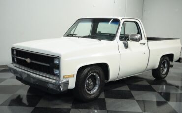 Chevrolet-C-10-Pickup-1982-6