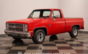 Chevrolet-C-10-Pickup-1982-7