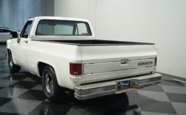 Chevrolet-C-10-Pickup-1982-8