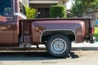 Chevrolet-C-10-Pickup-1983-4