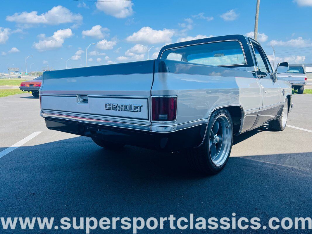 Chevrolet-C-10-Pickup-1983-5