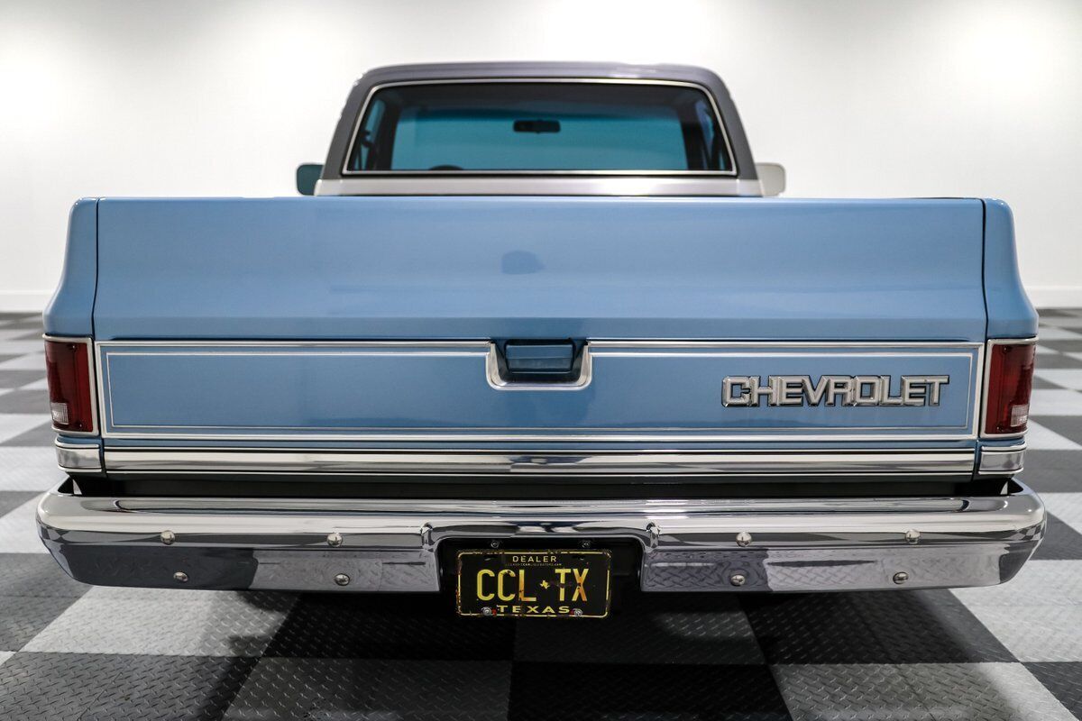 Chevrolet-C-10-Pickup-1984-5